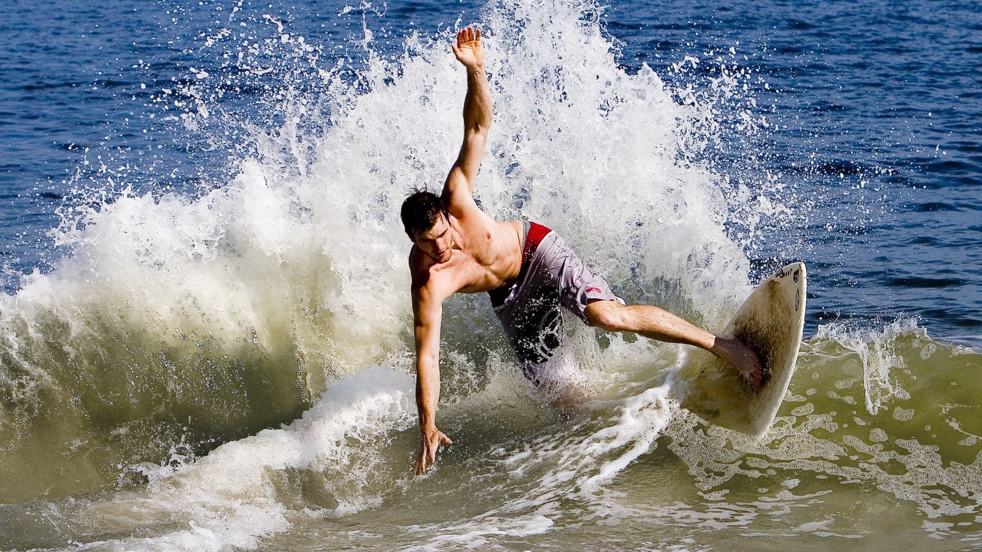 德国中长距离自由泳突破明显，德国1500米自由泳