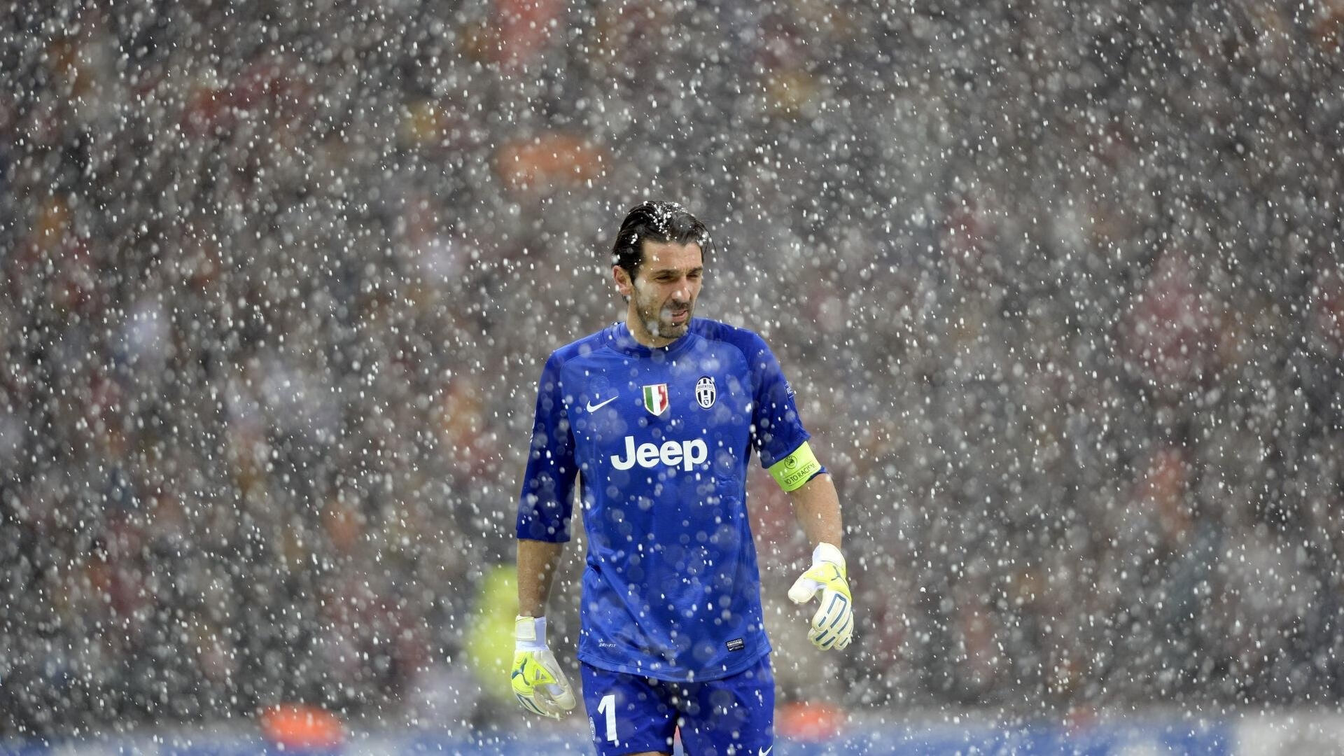 万人鸟巢！移动电竞第一次把主场开成这样，why five 移动电竞馆